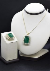 Emerald-Jewelry-Set-1